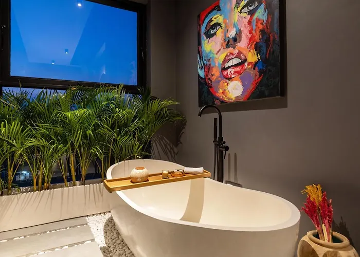 Villa The Wave Bali - Rooftop Pool, 2br Villa, Canggu (Bali)