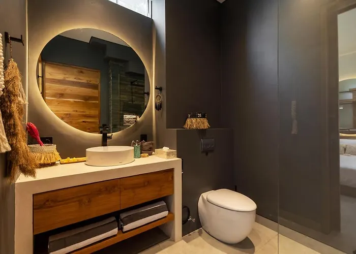 The Wave Bali - Rooftop Pool, 2br Villa,