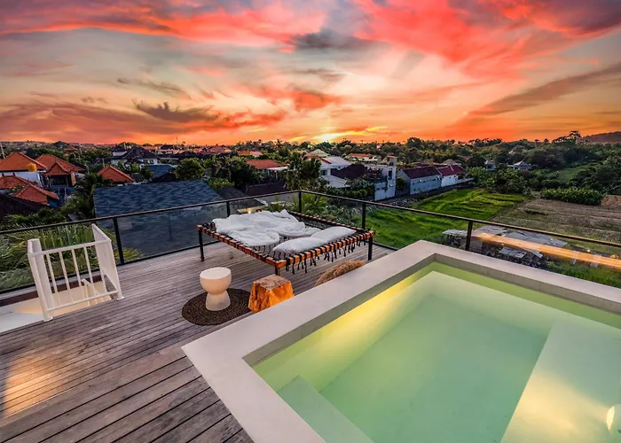 Villa The Wave Bali - Rooftop Pool, 2br Villa,